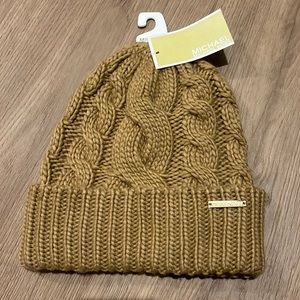 NWT Michael Kors Snow Beanie